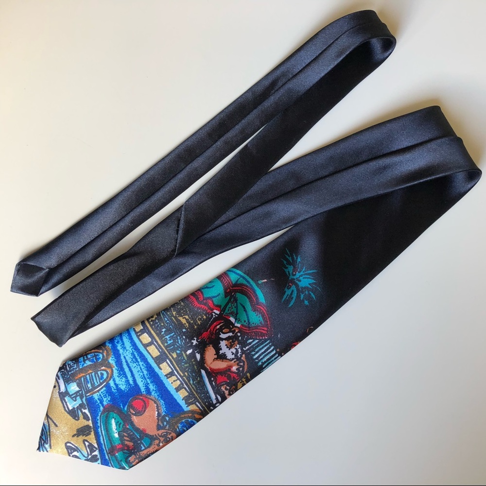 3/$30💚Black tie with Santa Christmas holiday pattern mens
